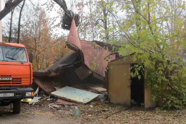 Демонтаж гаражей